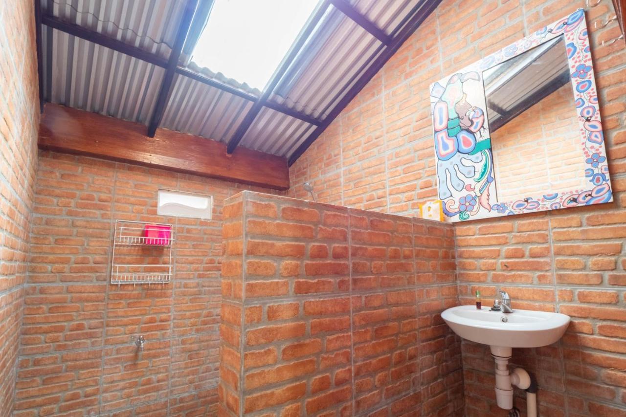 Rumah Kayu Sulawesi Antique Бедугул Экстерьер фото