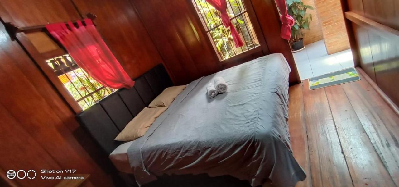 Rumah Kayu Sulawesi Antique Бедугул Экстерьер фото