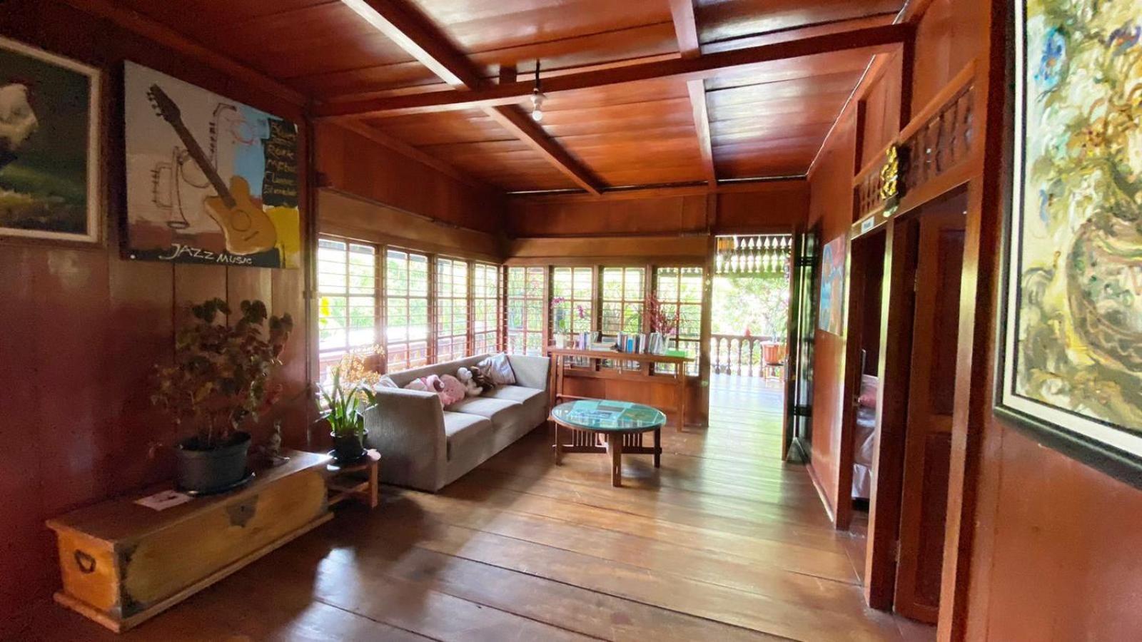 Rumah Kayu Sulawesi Antique Бедугул Экстерьер фото